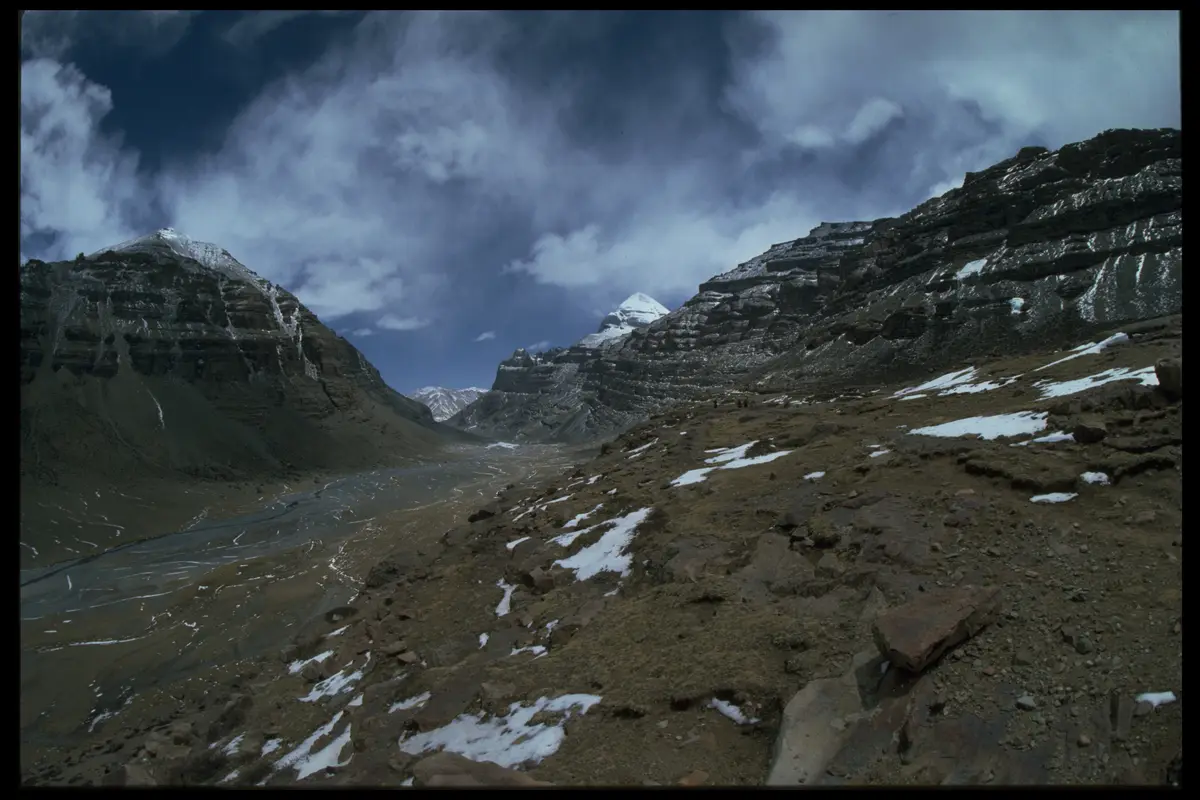 Kailash valley clouds